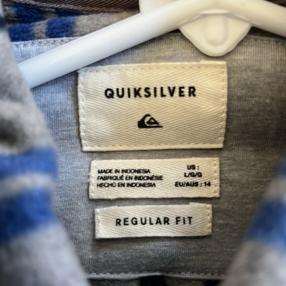 Quiksilver Mickey and Friends Fleece Shirt Kids size Large - Picture 6 of 6